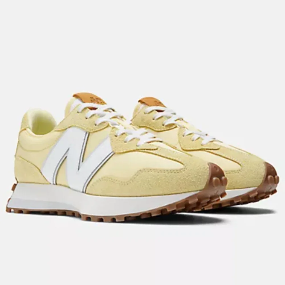 NEW BALANCE 327 Casual Womens Sneakers Shoes Maize White size 7 - Picture 5 of 9